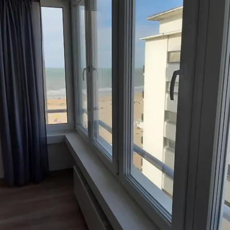 Novia - Op De Zeedijk, Parkeren Mogelijk Apartamento