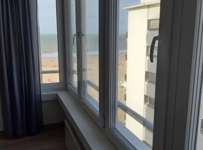 Novia - Op De Zeedijk, Parkeren Mogelijk Apartamento